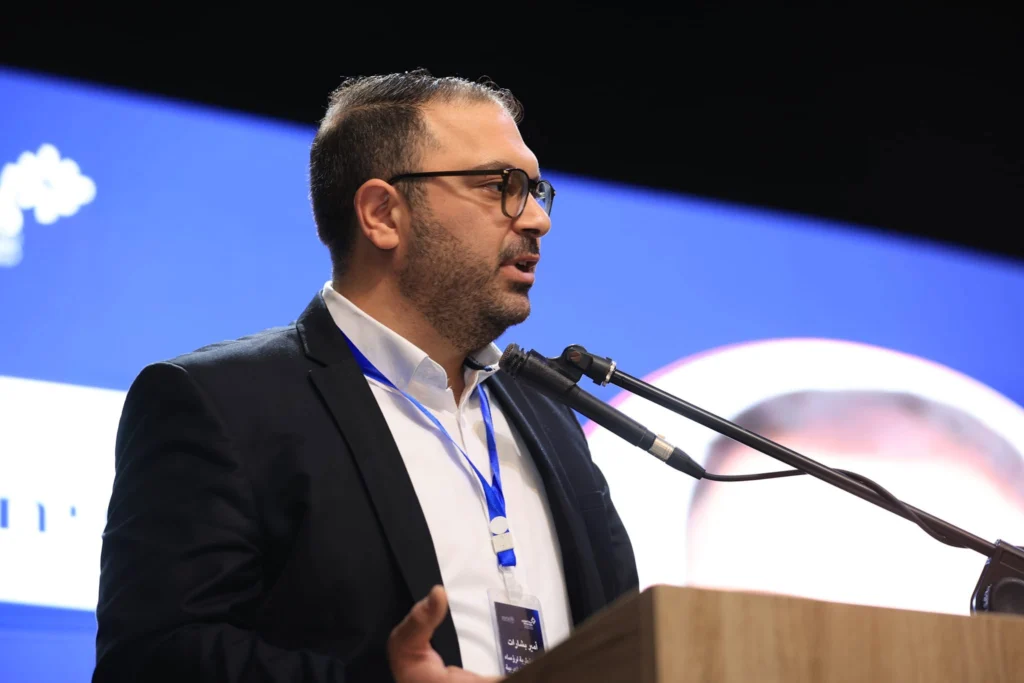 "ليست العنصرية فحسب، بل الوضع الاقتصادي أيضًا" 6