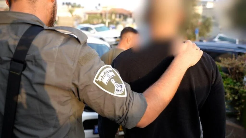 اعتقال عائلة من كفر كنا احتالت بمئات آلاف الشواكل على 500 ضحية 2